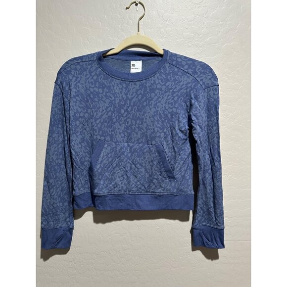 All in Motion Girls cropped long sleeve top blue with animal print pattern M 8 - Picture 2 of 6